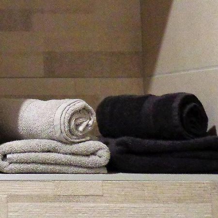 Appartement Hestia F1 Bis + Terrasse Hyper Centre Лон-ле-Сонье Экстерьер фото
